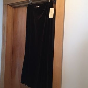 Elegant Long Brown Velvet Laura Ashley Skirt - M